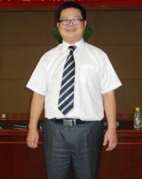 朱华