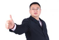 凌洁冰