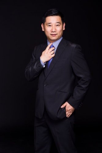 任鑫苗老师