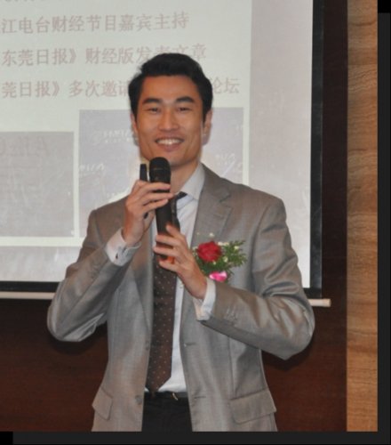 袁艺老师