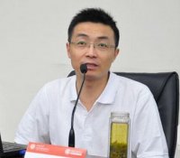黄俊立