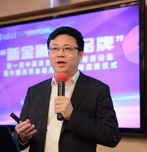 何佳讯老师