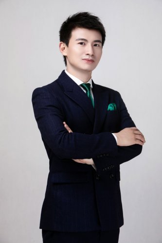 易云帆老师