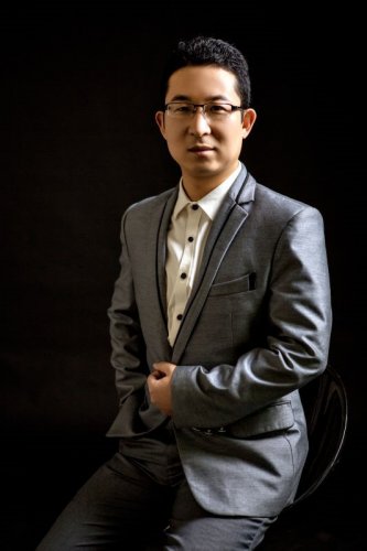 贺鹏举老师