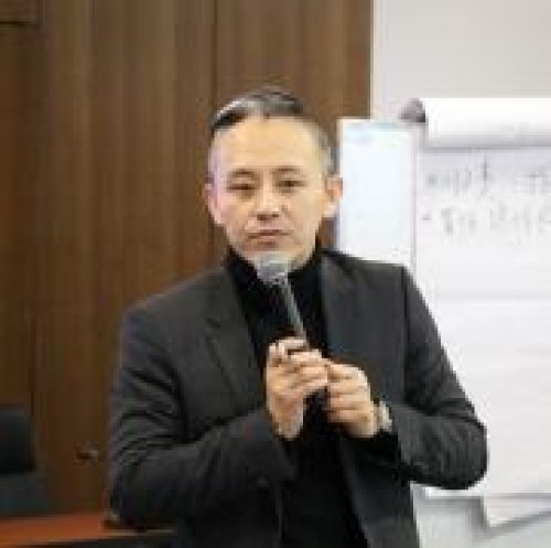 黄立欧老师