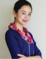 李依佳