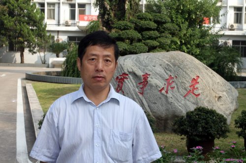 黄育德老师