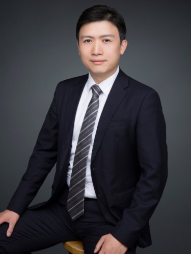 王鑫伟老师