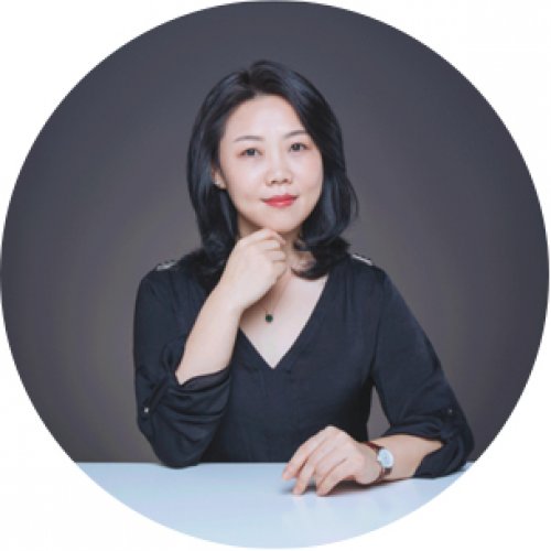 卢春红老师