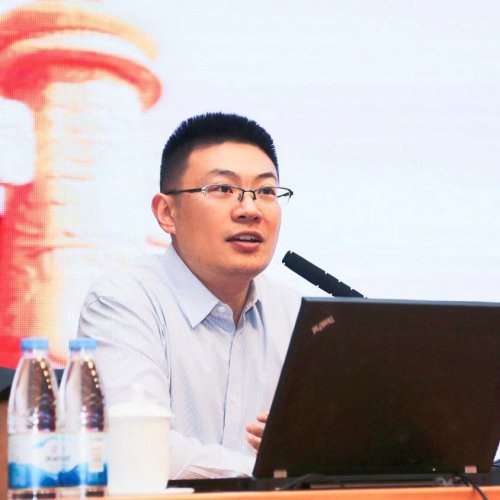 栾盛磊老师