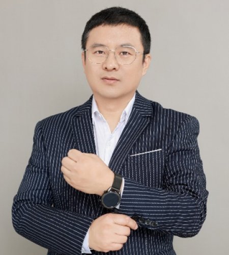 张威老师