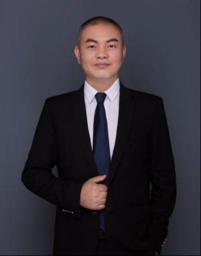 万烁老师