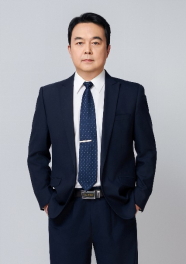 石宝东