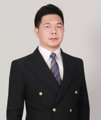 范文伟老师